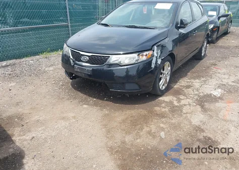 2011 Kia Forte Ex z USA, uszkodzony, nr VIN KNAFU5A22B5328860